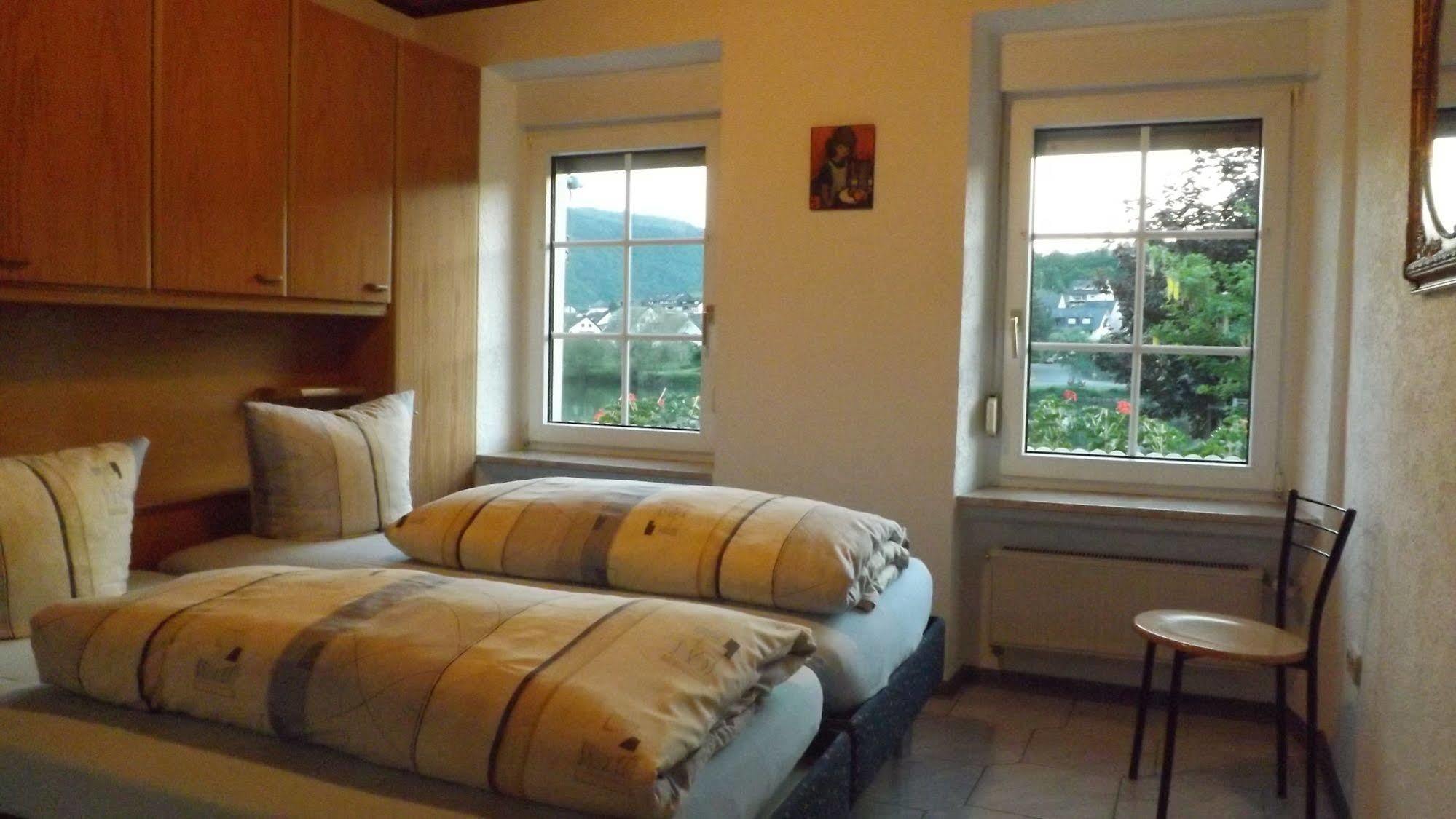Mosel Panorama Apartment Цел ан дер Мозел Екстериор снимка